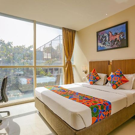 Fabhotel Royal International Mumbai Bagian luar foto