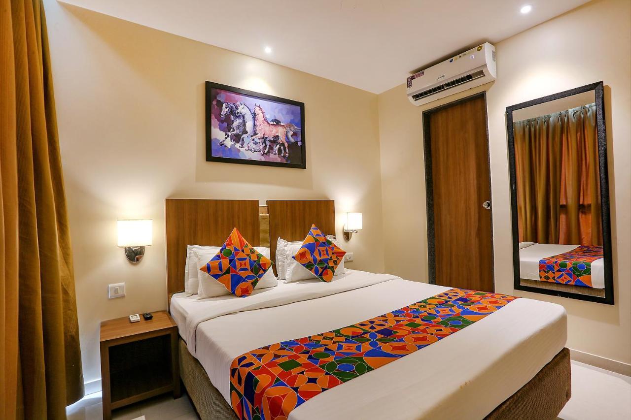 Fabhotel Royal International Mumbai Bagian luar foto